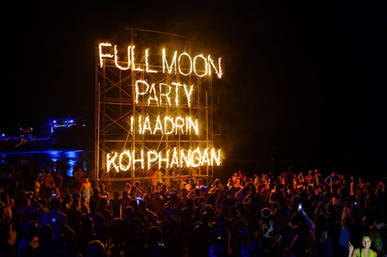 Read more about the article KOH SAMUI & PHUKET – with the World’s best Full Moon Party